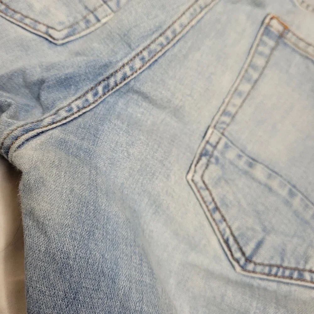 ZARA MAN light wash‎ stretch skinny jeans 32x30